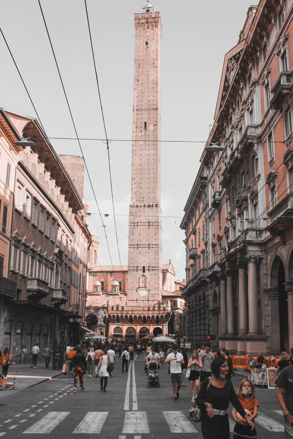 Le Due Torri di Bologna, Asinelli e Garisenda
